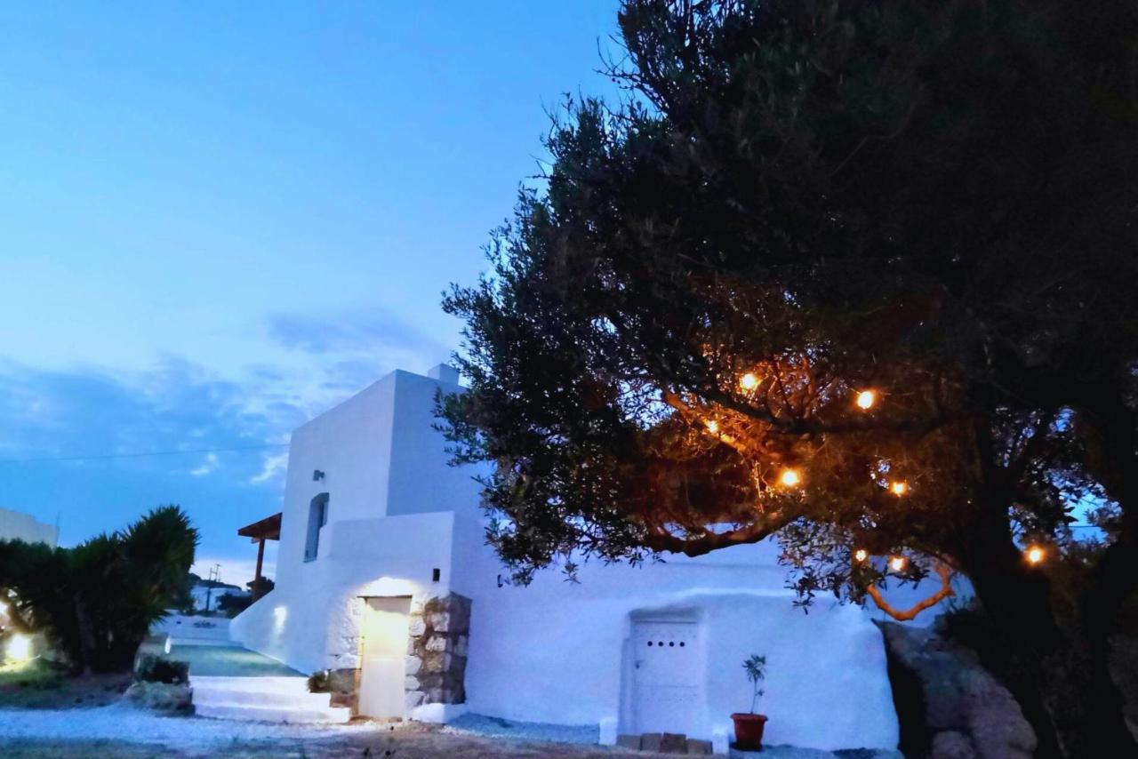 Haroto Suites Trypiti Exterior foto